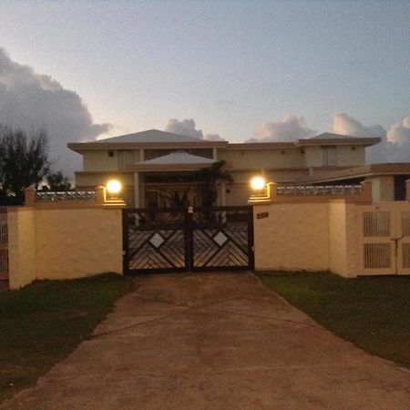 Oceanfront Home With Private Pool Tamuning Exterior photo